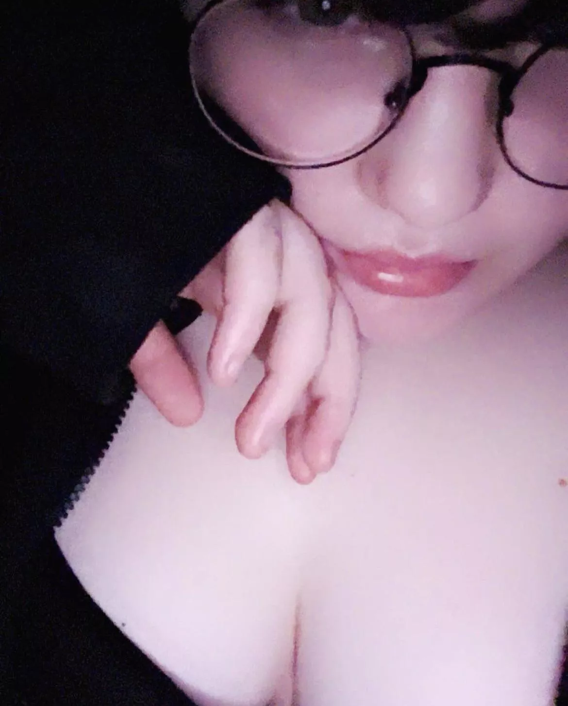 puppy girl wanting a master 🐶