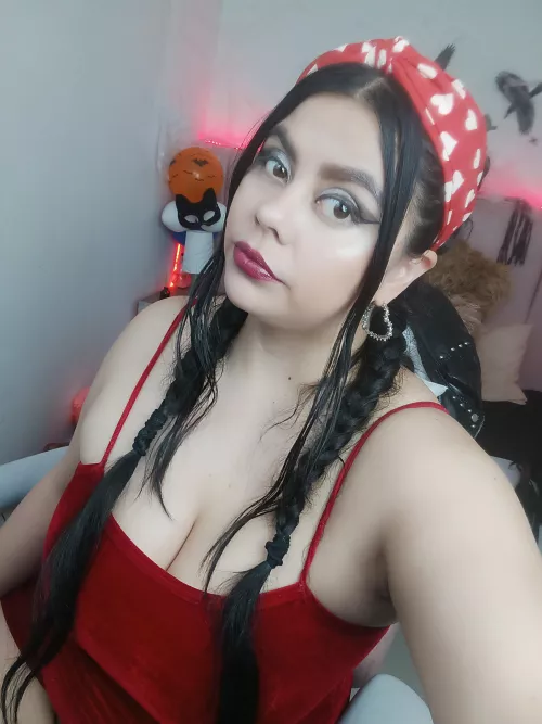 Red [celestehot707rs]