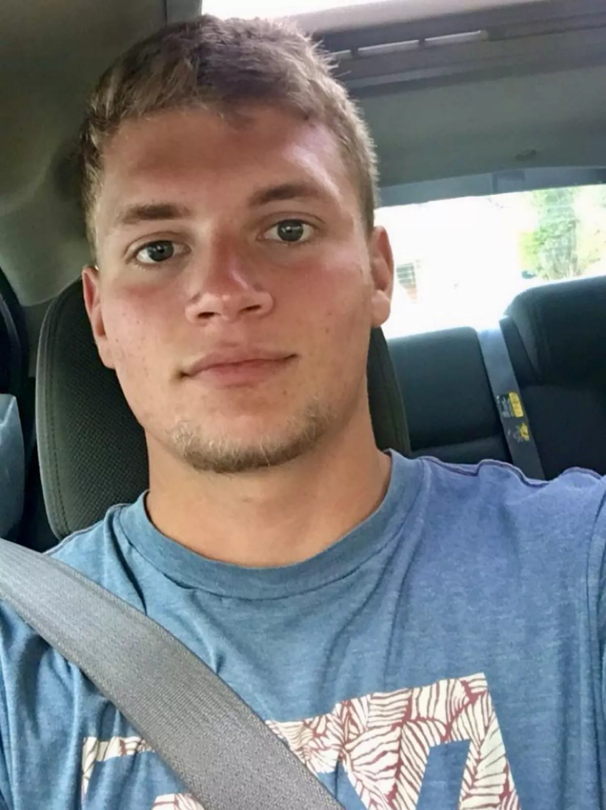 selfie in the car 🤳🏼