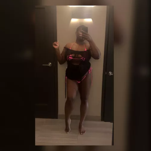 Sexy ebony brats like me deserve to be spoiled by losers like you