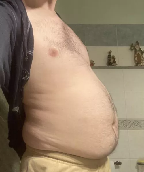 should a 24 y/o look like this?😵‍💫