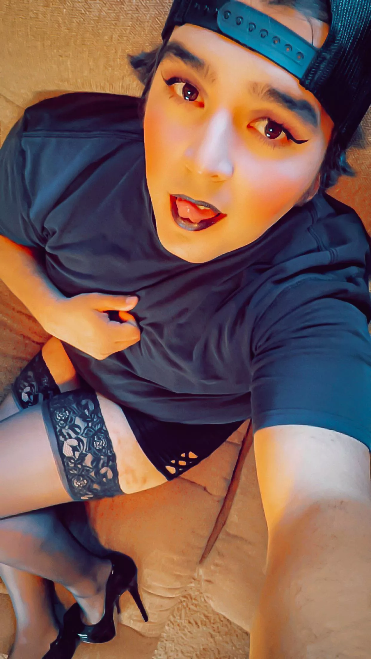 Should I put my ring gag on and deep throat? 