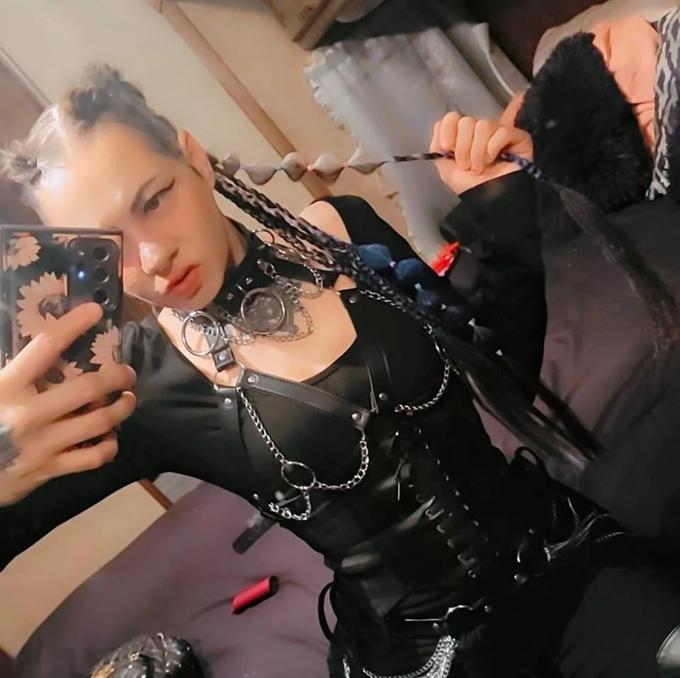 Shut your fucking face and assume the position bitch