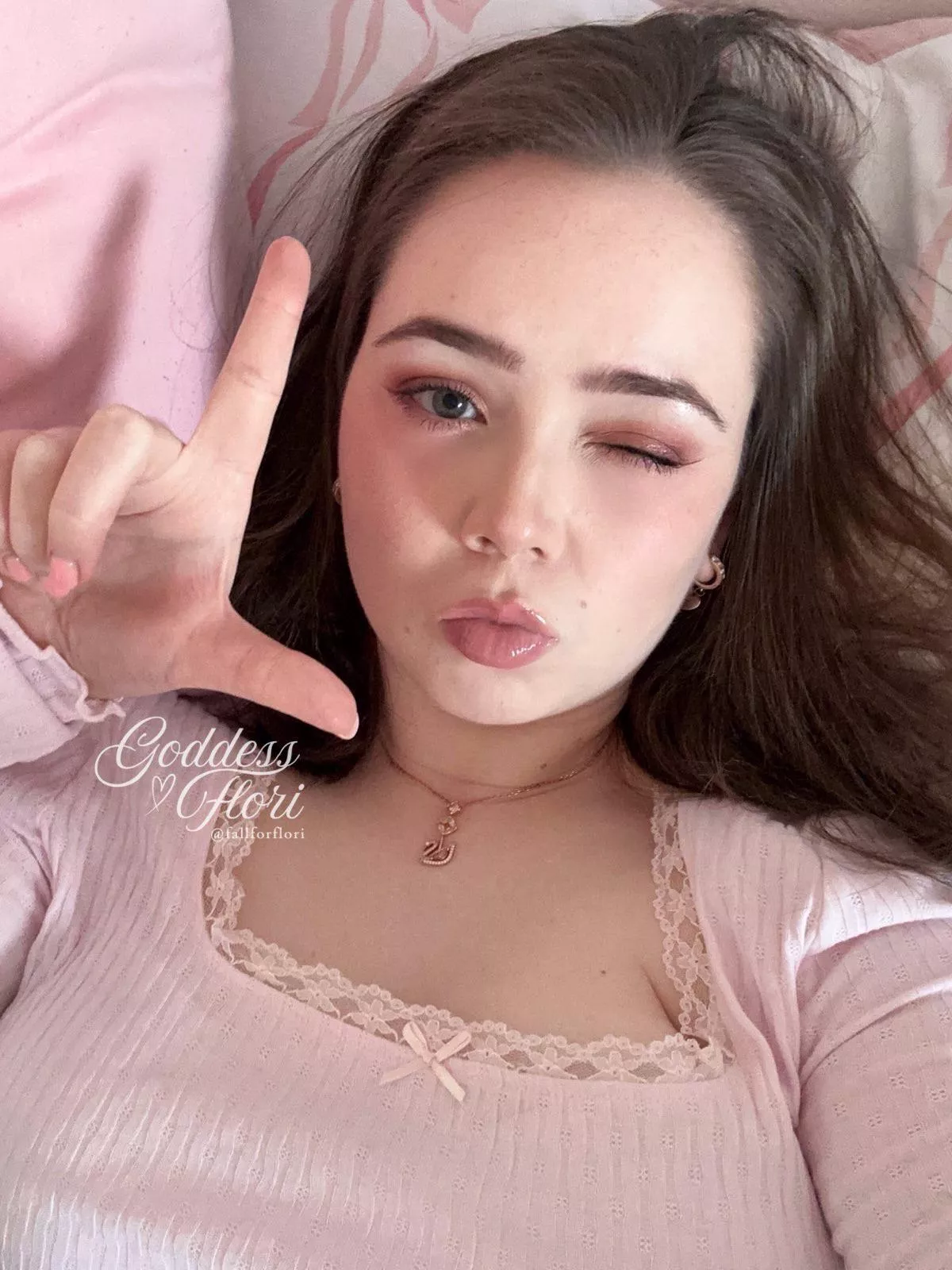 Shut your mouth and open your wallet, loser! 🙄