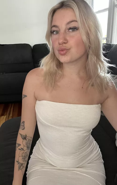 simply pretty in white