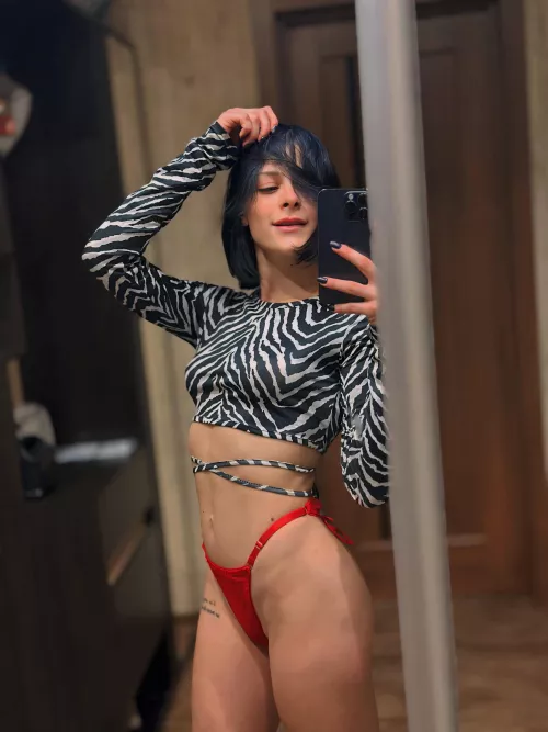 Slide my panties down to see my pretty pussy