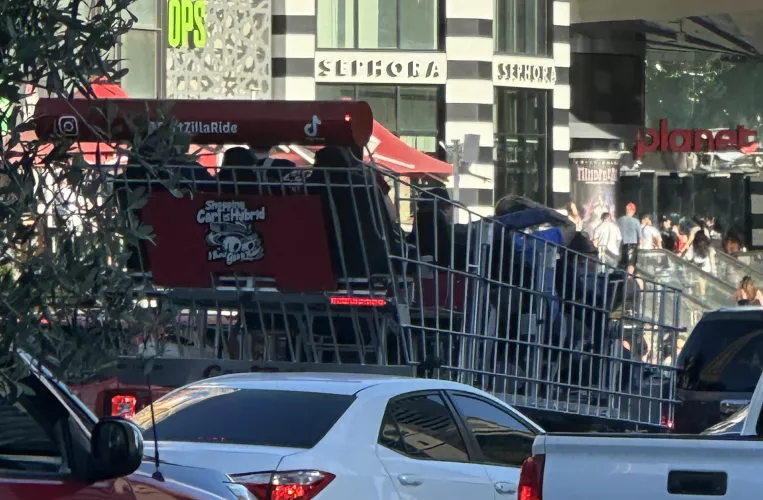 Slut having orgy in the middle of Las Vegas street!