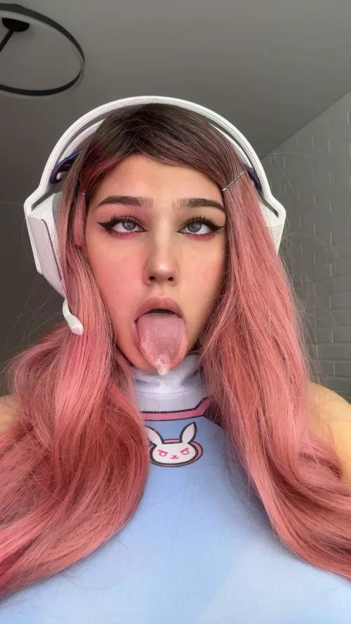 Some e-girl spit