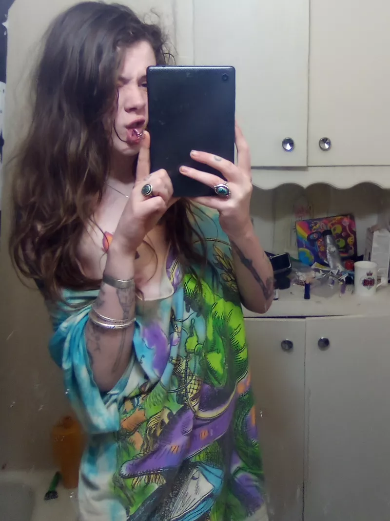 Some poor pathetic loser just sent Me $150 and thought that he did a good job 😂 I should really stop fucking with small fries, makes them think that they have literally any value outside making my wallet fatter. 