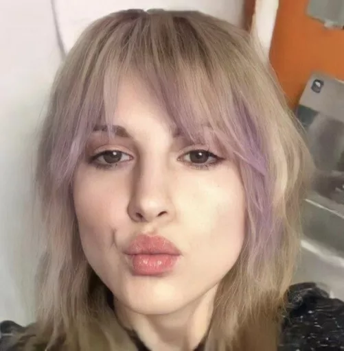 Such a perfect face!