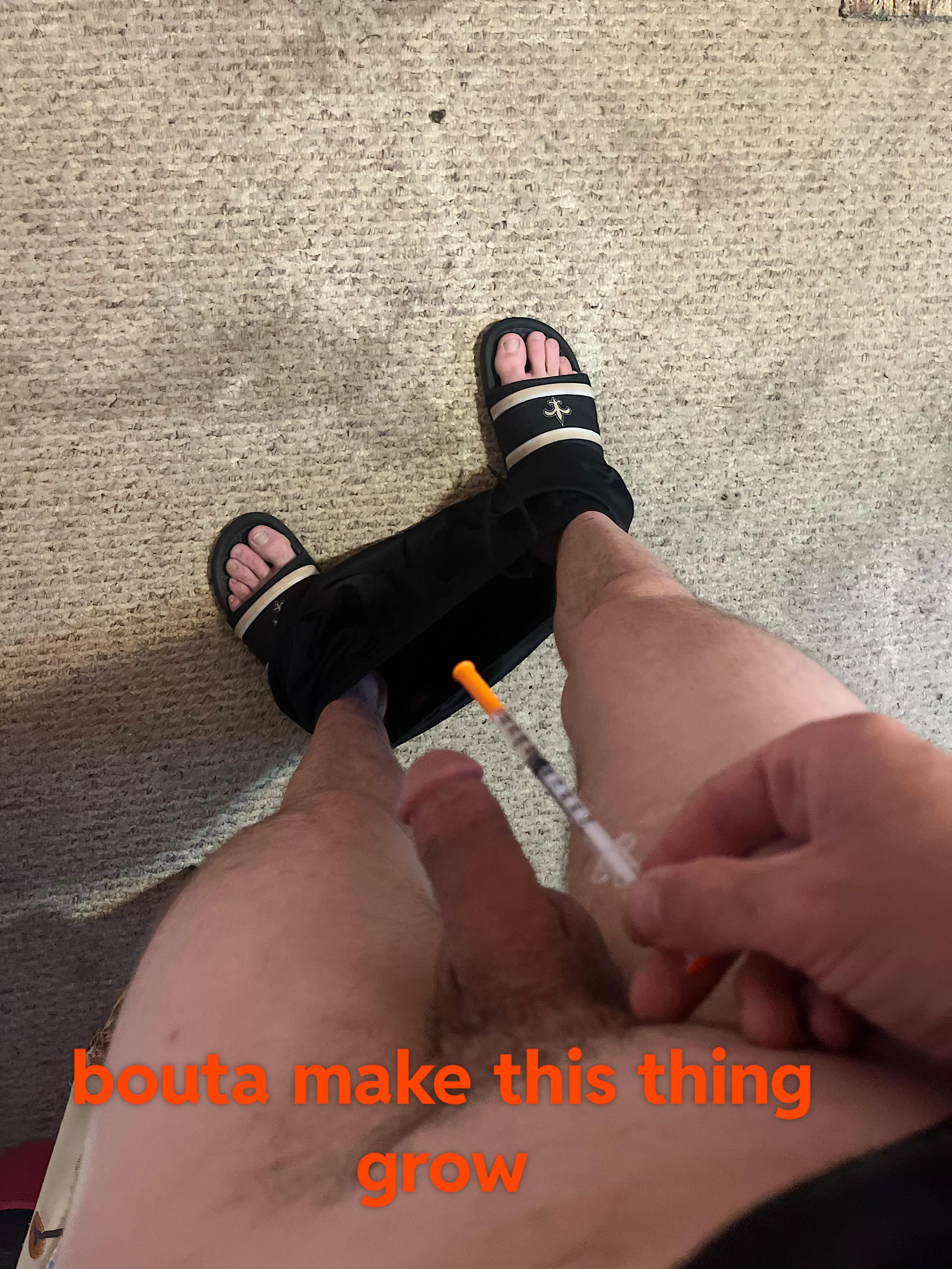 Sum female vid me while i do a shot