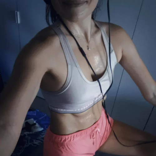 Sunday morning 60 min HIIT cycling workout 