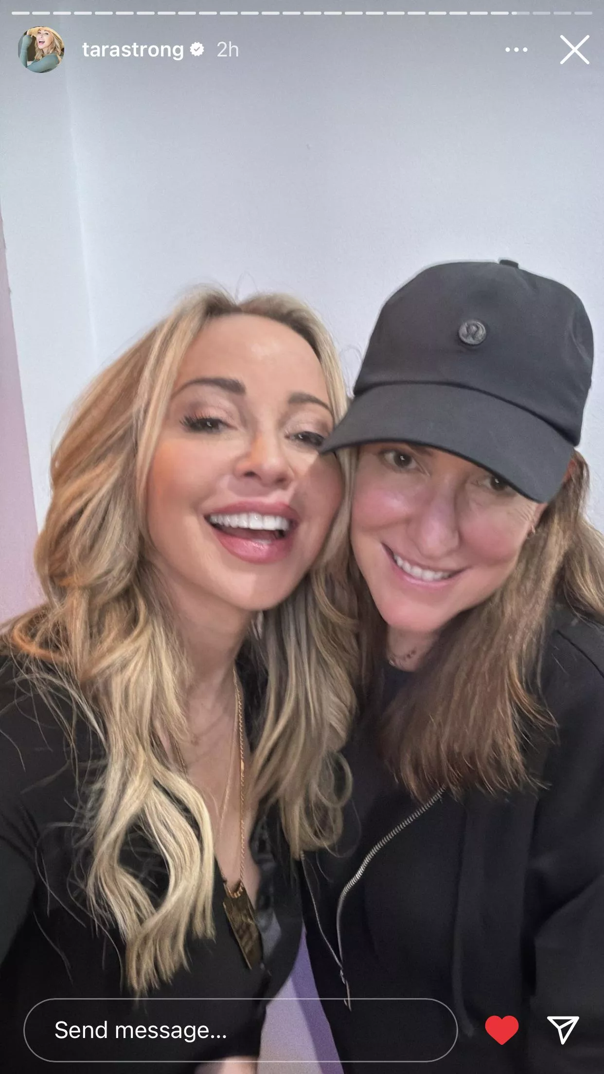 Tara Strong selfie. That's all ❤️❤️❤️👀👀