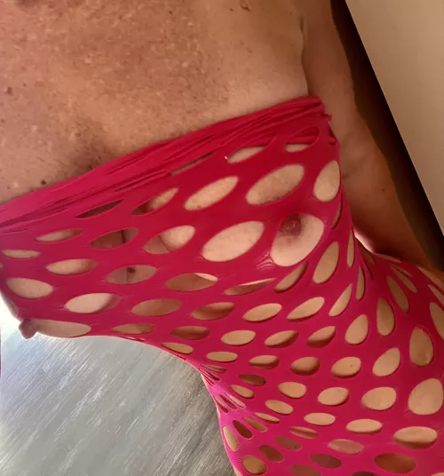 The girls are poking out this morning 