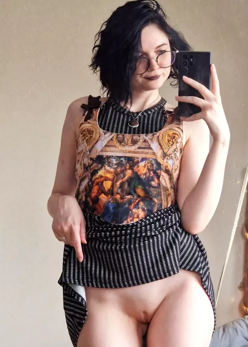 The main thing about a girl is not panties, but so smooth under them