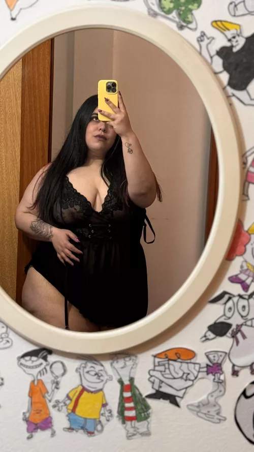 To have the attention of this goddess, your wallet has to be very fat. If not, you’re useless