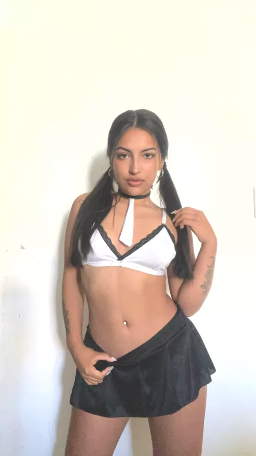 Too tempting to turn away, isn’t it? 😉