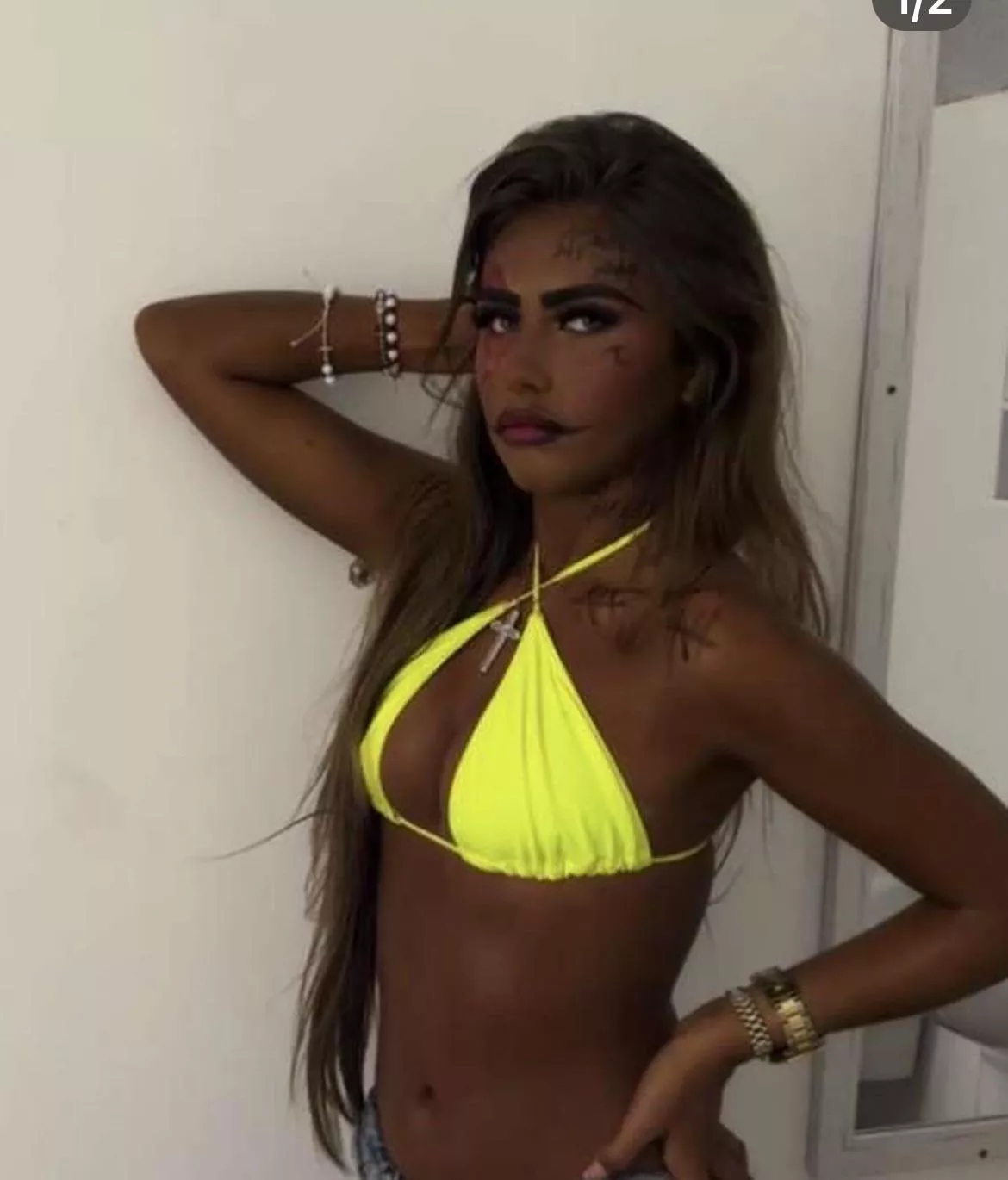 Traveler girl so tan