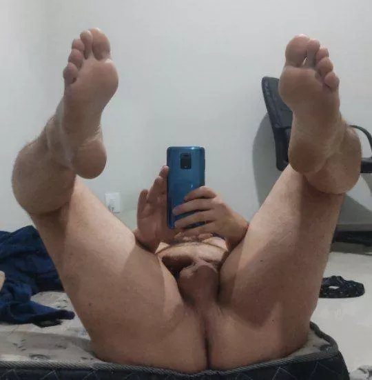 u/CompareCockss humiliated me in a size bet and made me show off my ass for his huge cock