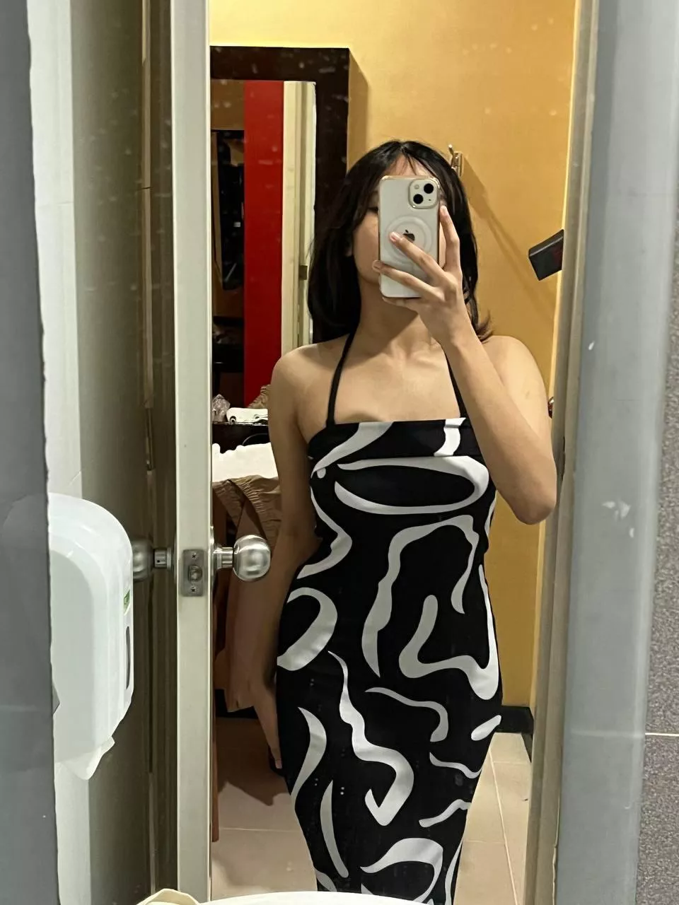 VCS, WALK AND CONTENTS AVAILABLE NOW! TG: @katxxia