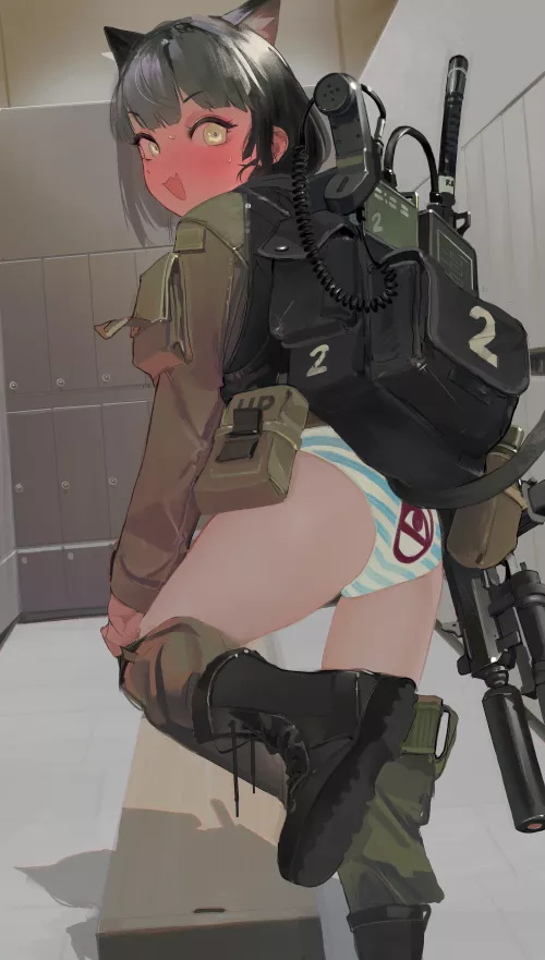 Walking in on a soldier getting undressed (Polilla) [Original]