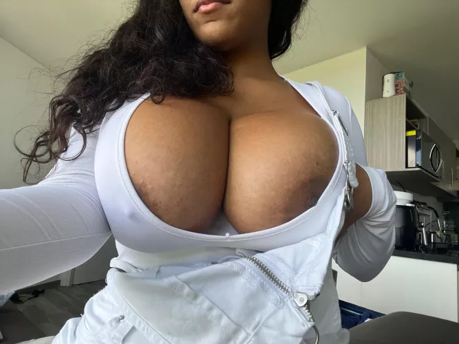 White shirt can't contain the happiness