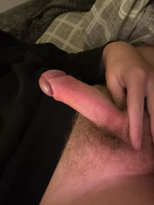 who wants to buy some content? 🍆🍑