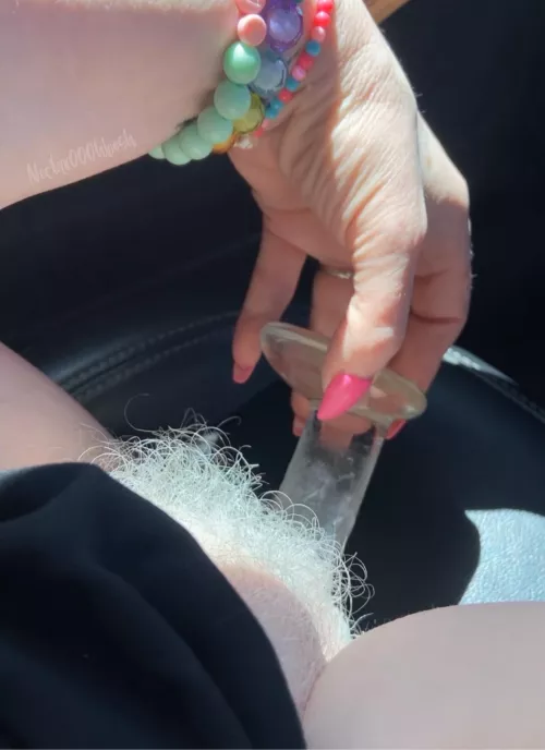 With my bush, one MUST take advantage of moments in the sun to highlight her beauty. 