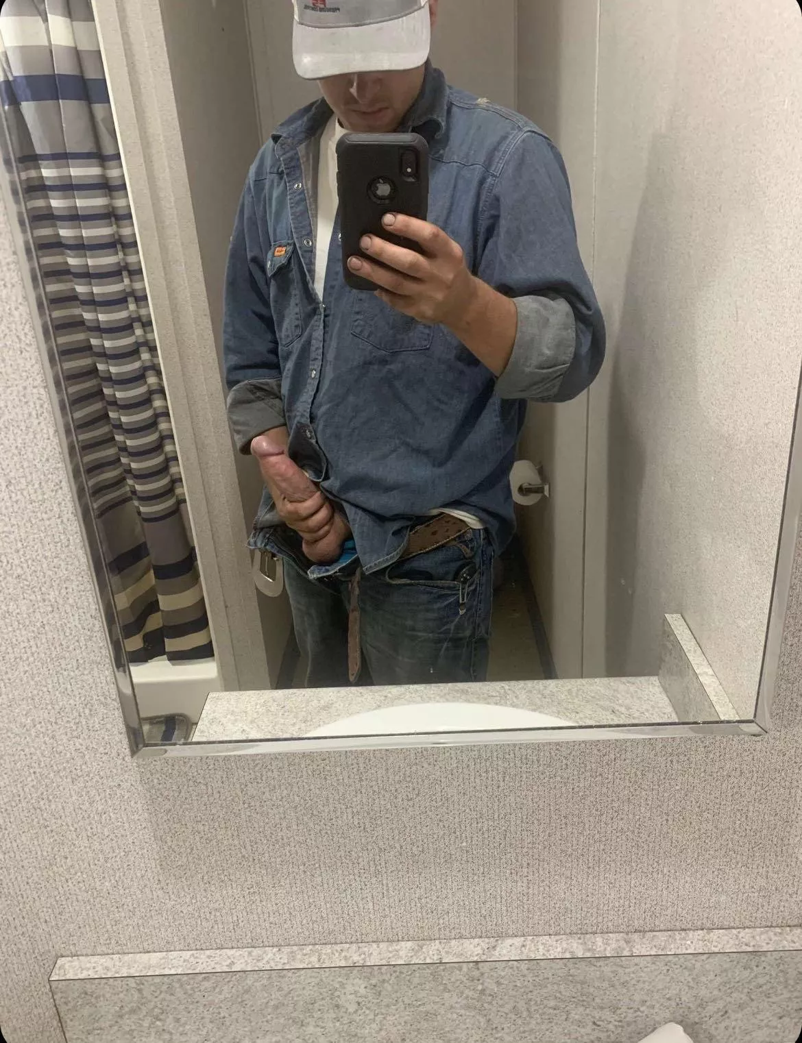 Wonder in anyone here remembers sucking my cock there? If so message me 