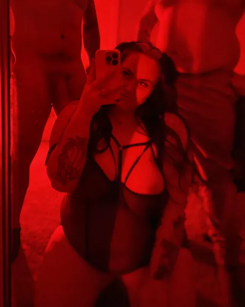 Would you share a BBW with your friend?😋