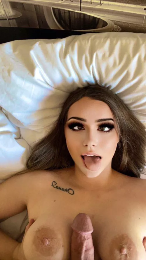 Would you titty fuck a young MILF