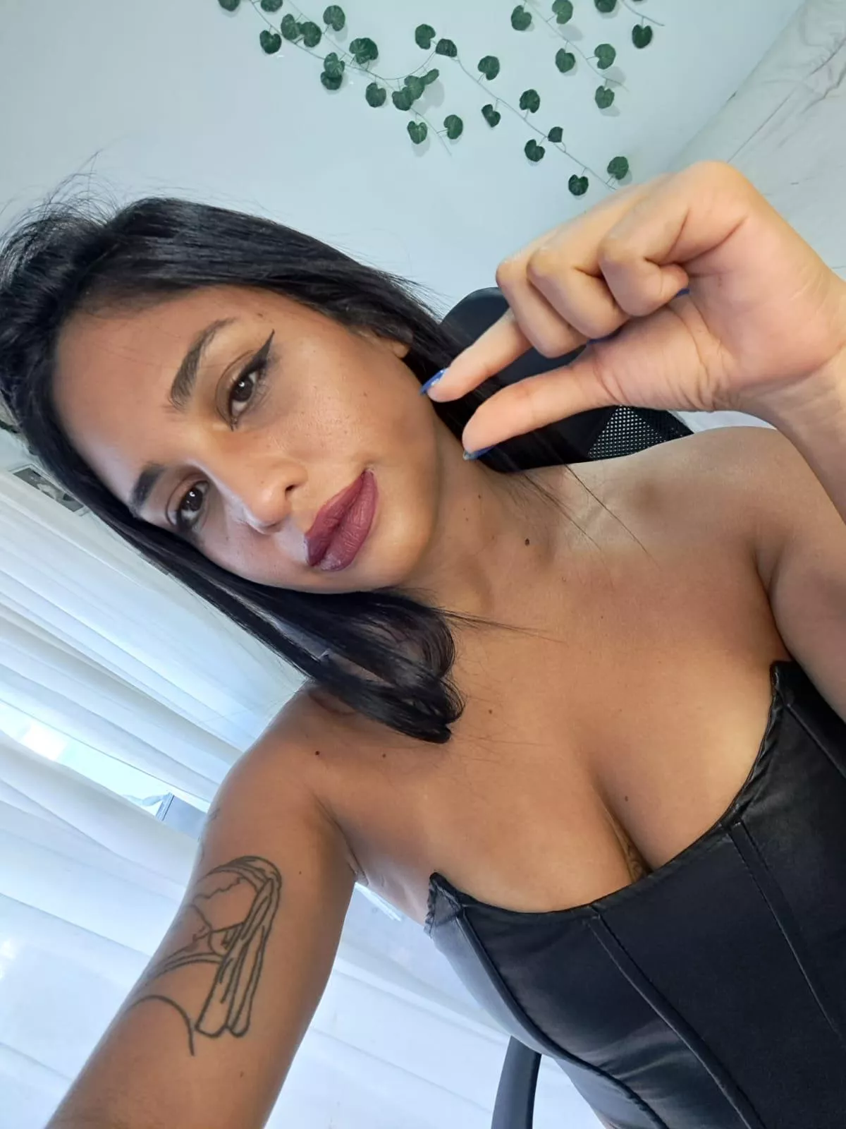 You should be fucking small socks instead of girls