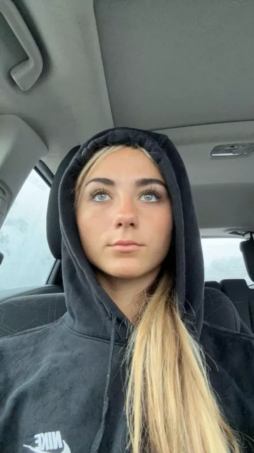 your average girl wants to update you