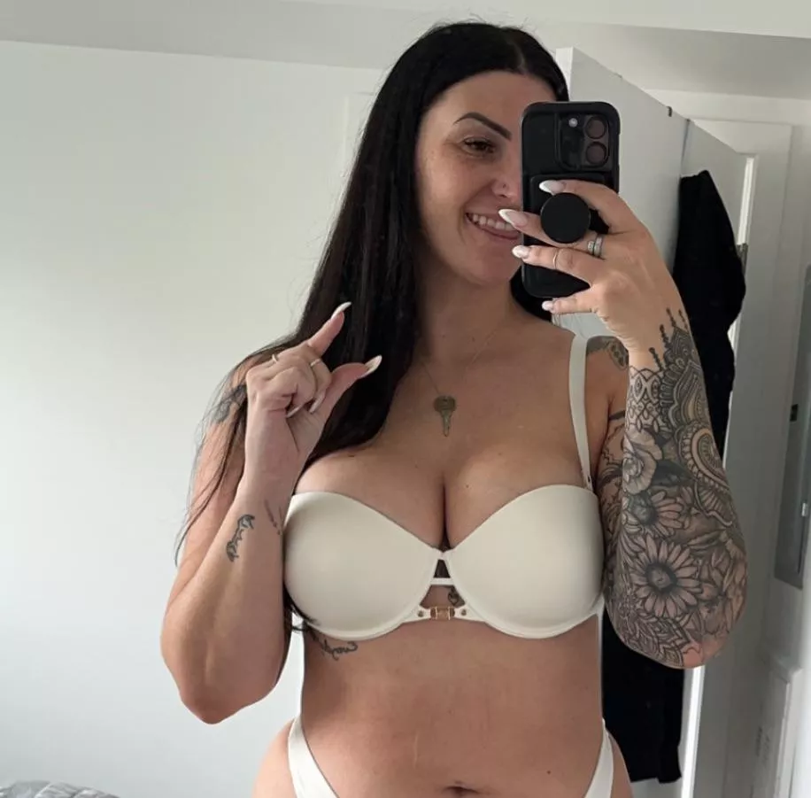 Your pin dick is an embarrassment 