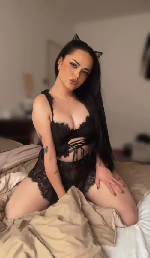 You’re bank account is crying out, same as your shrimp.. both begging to be drained by Goddess. 