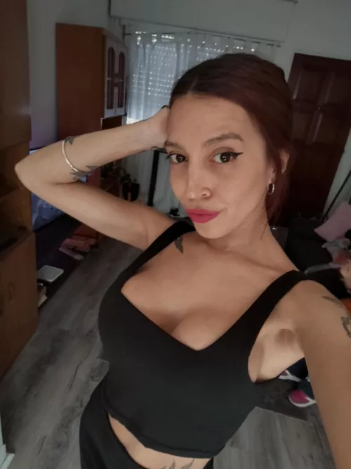 You're gonna stop your wallet on me like I deserve it cause I'm a goddess [findom]