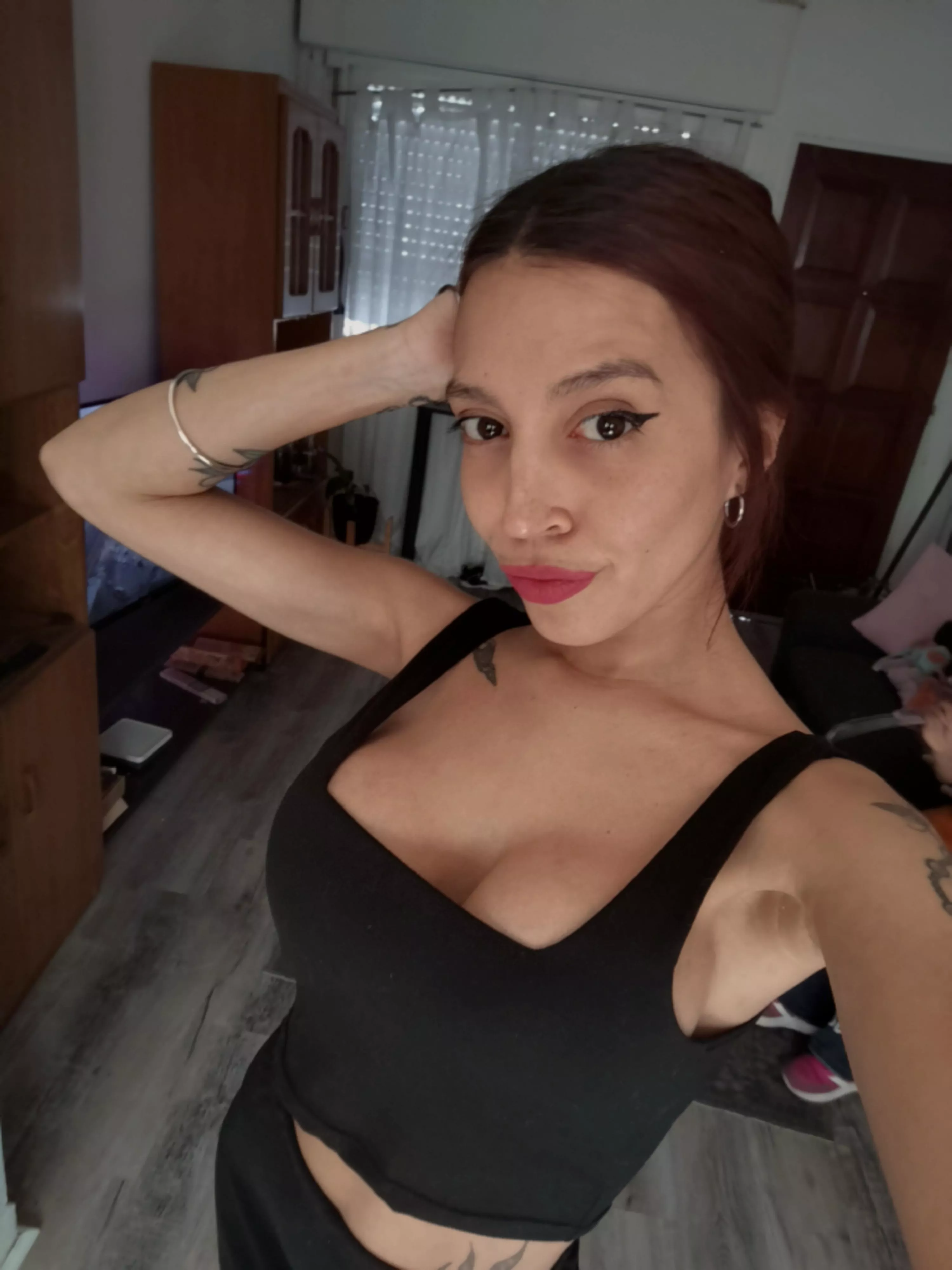 You're gonna stop your wallet on me like I deserve it cause I'm a goddess [findom]