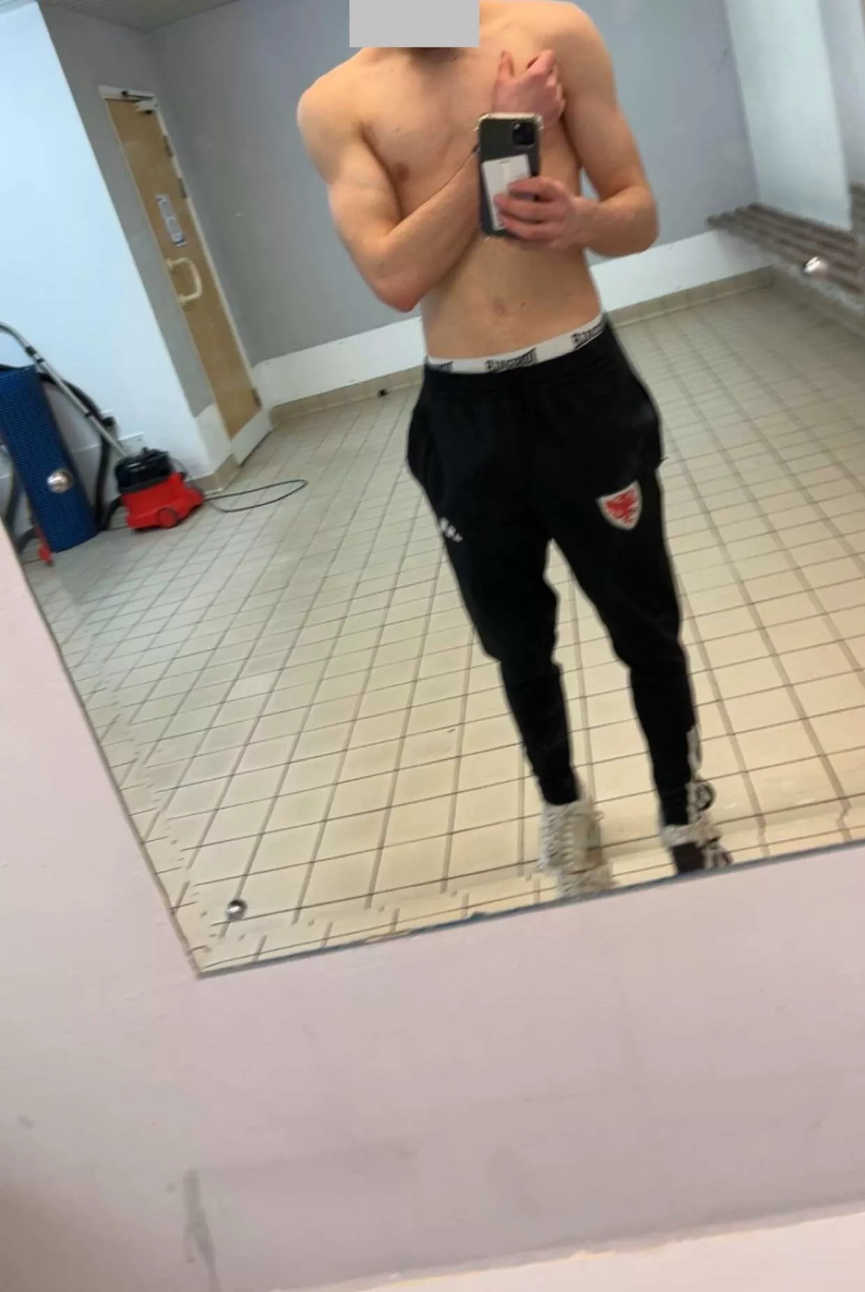 19m looking to trade if similar hmu 