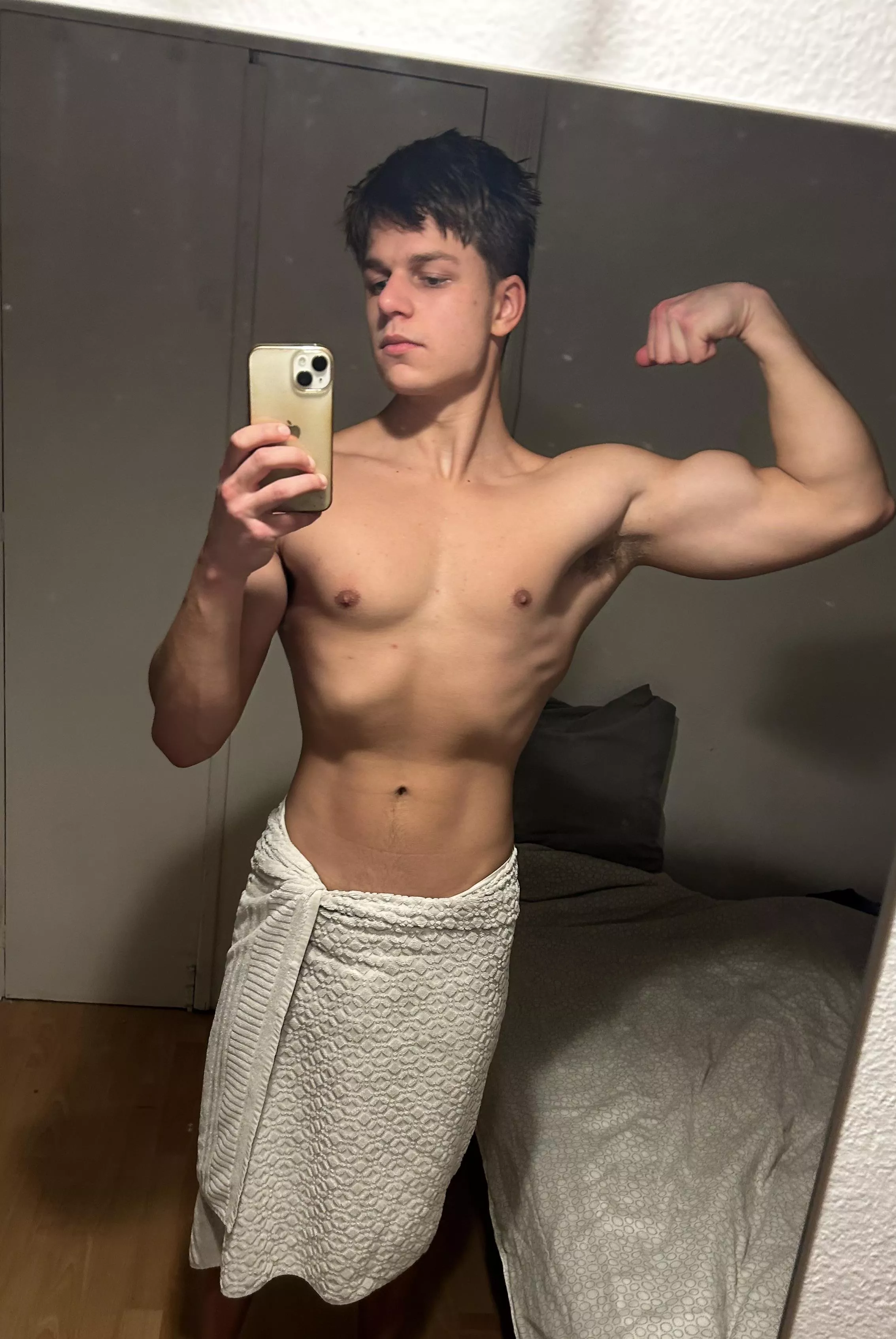 (20)Post workout selfie 