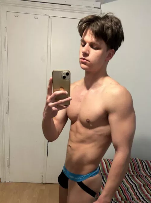 (20)Rate me in that jock 