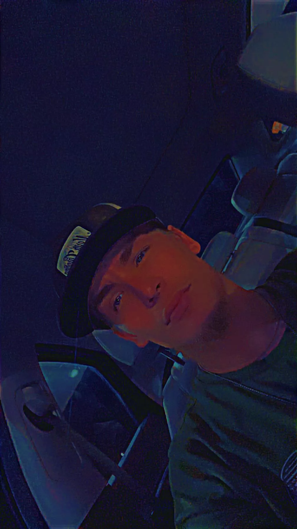 21m/21f looking for fun Savanah TN