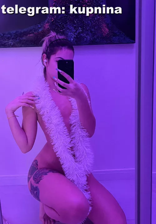 23 [F4M] - 
Happiness is handmade.