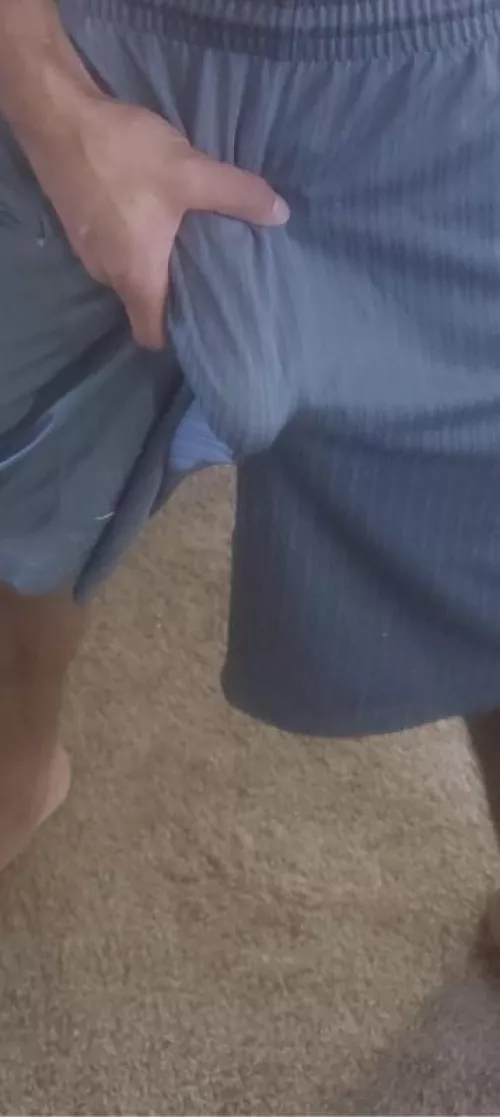 29 bwc up for play over 8” . Cut. Smooth . And experienced… mature and respectful .. let’s have some fun ! 