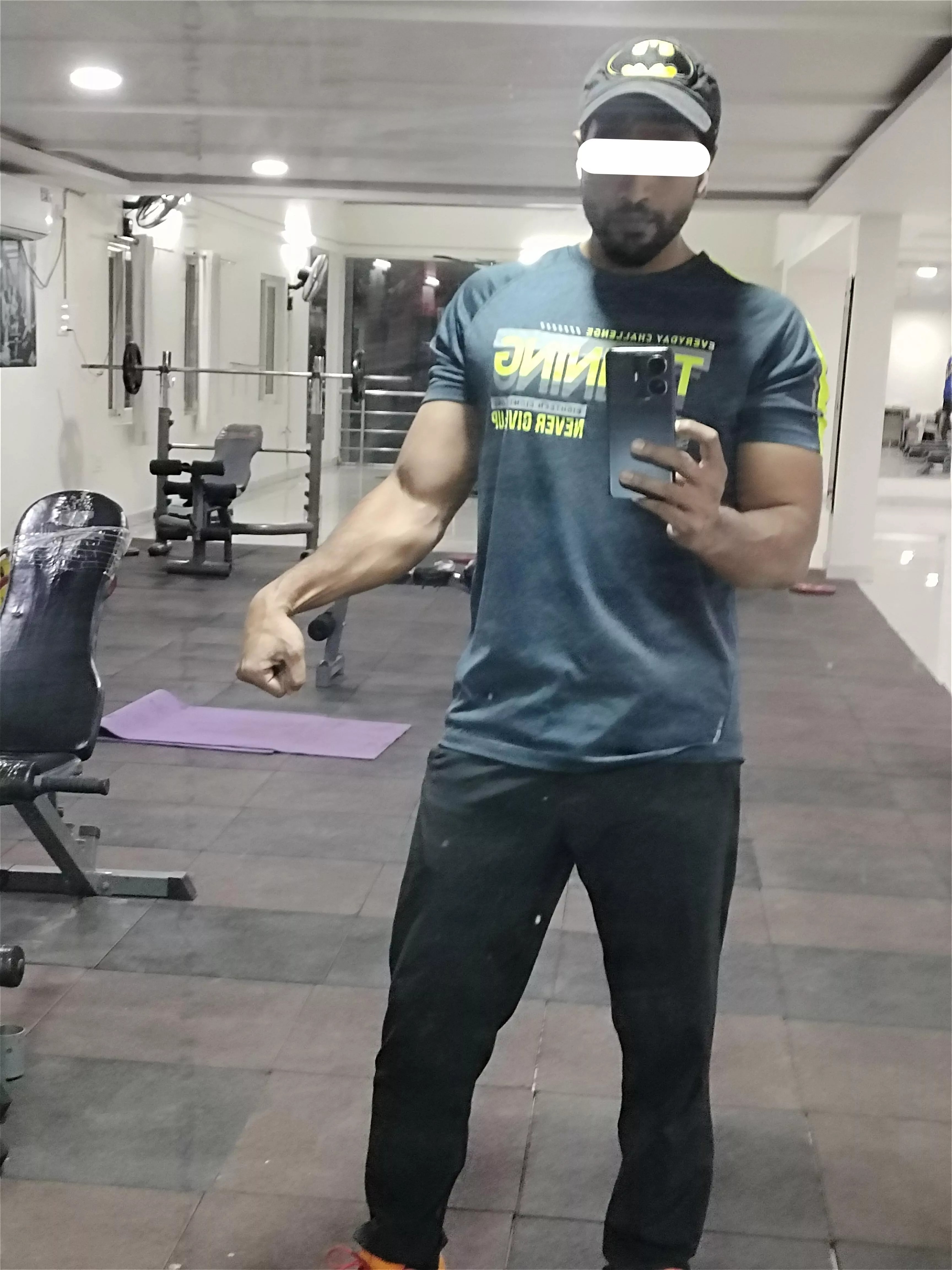 33[M] would love to rim a thick and neat booty...onle females hit me up