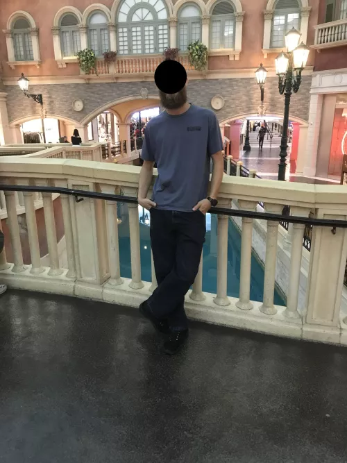 38M4F for FWB lets gab a drink and see if we click