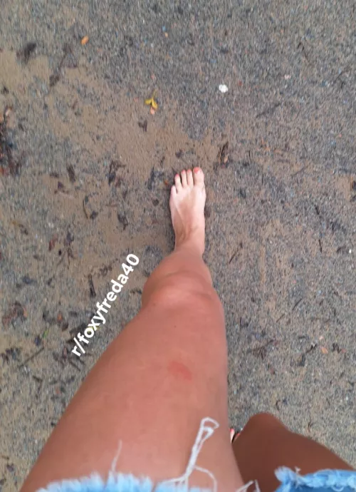 A barefoot walk on mud and sand. You can worship my feet once we get home 
