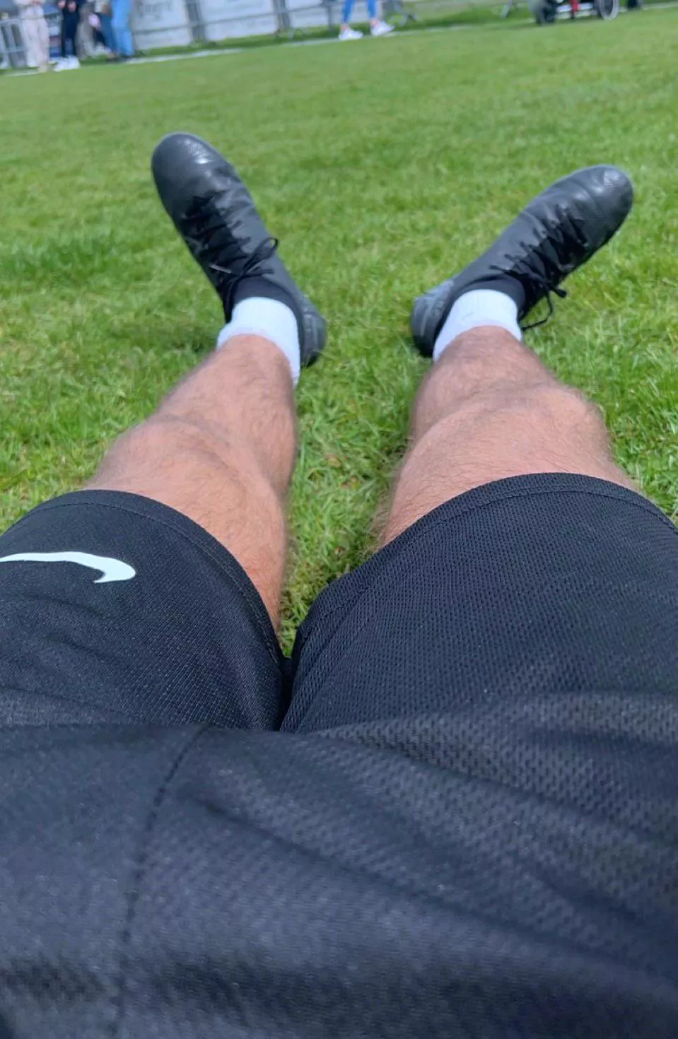 After a 4 hour long football practice🏈, you can smell my stinky sweaty balls and ass as soon as you pull my boxers down💦🤢 Who wants to smell for themselves👃🏾 be tribute ready before you get in my dms!!