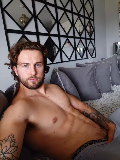 Always horny on Mondays 😉