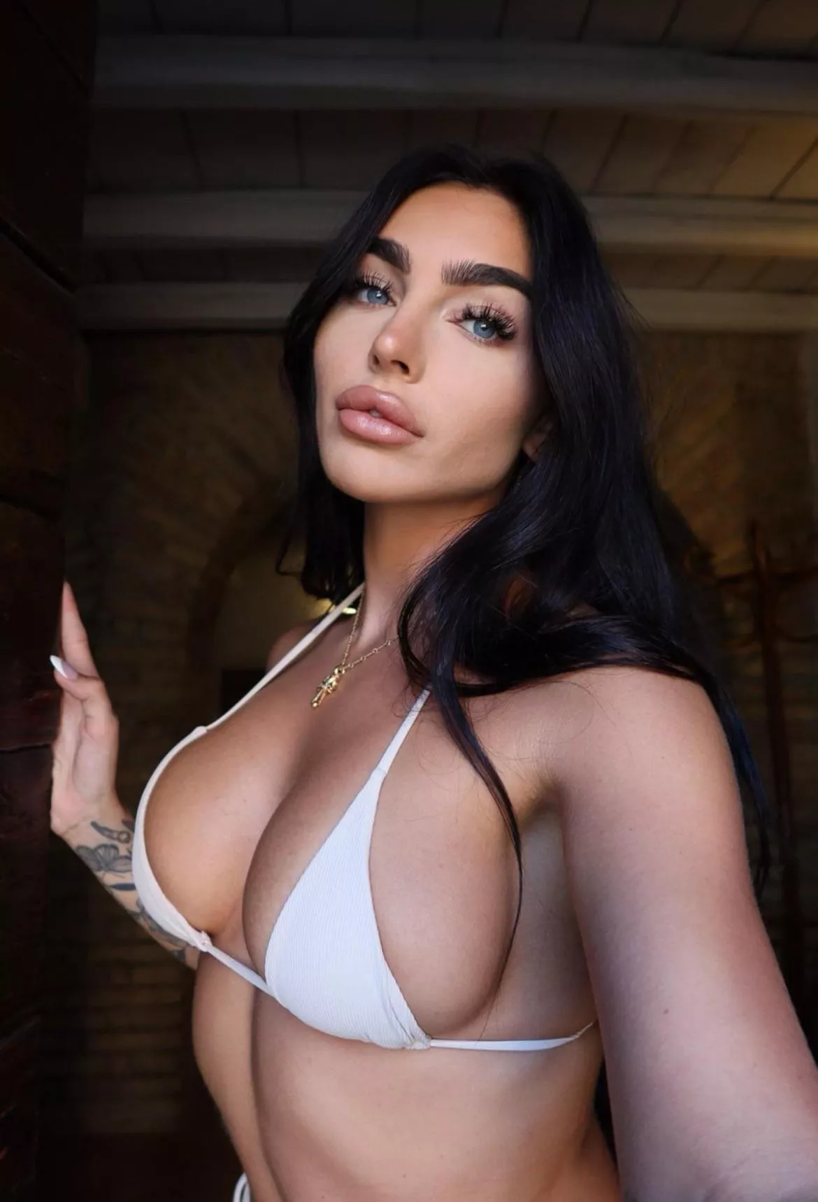 Anyone wanna chat bout her?