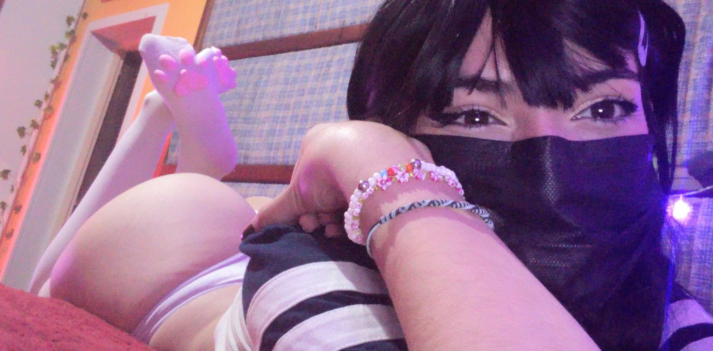 Are cat paw socks allowed?:3